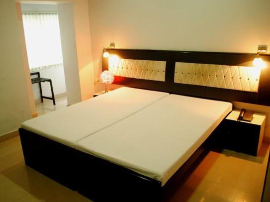 Fabexpress Neeranand Regency - Fully Vaccinated Staff Hotel Calcutta Cameră foto
